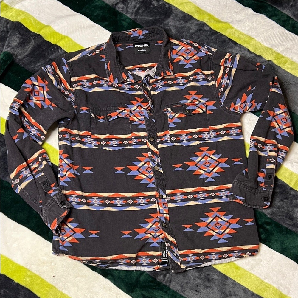 RSQ Multicolor Aztec Print Button-Up Shirt Size L